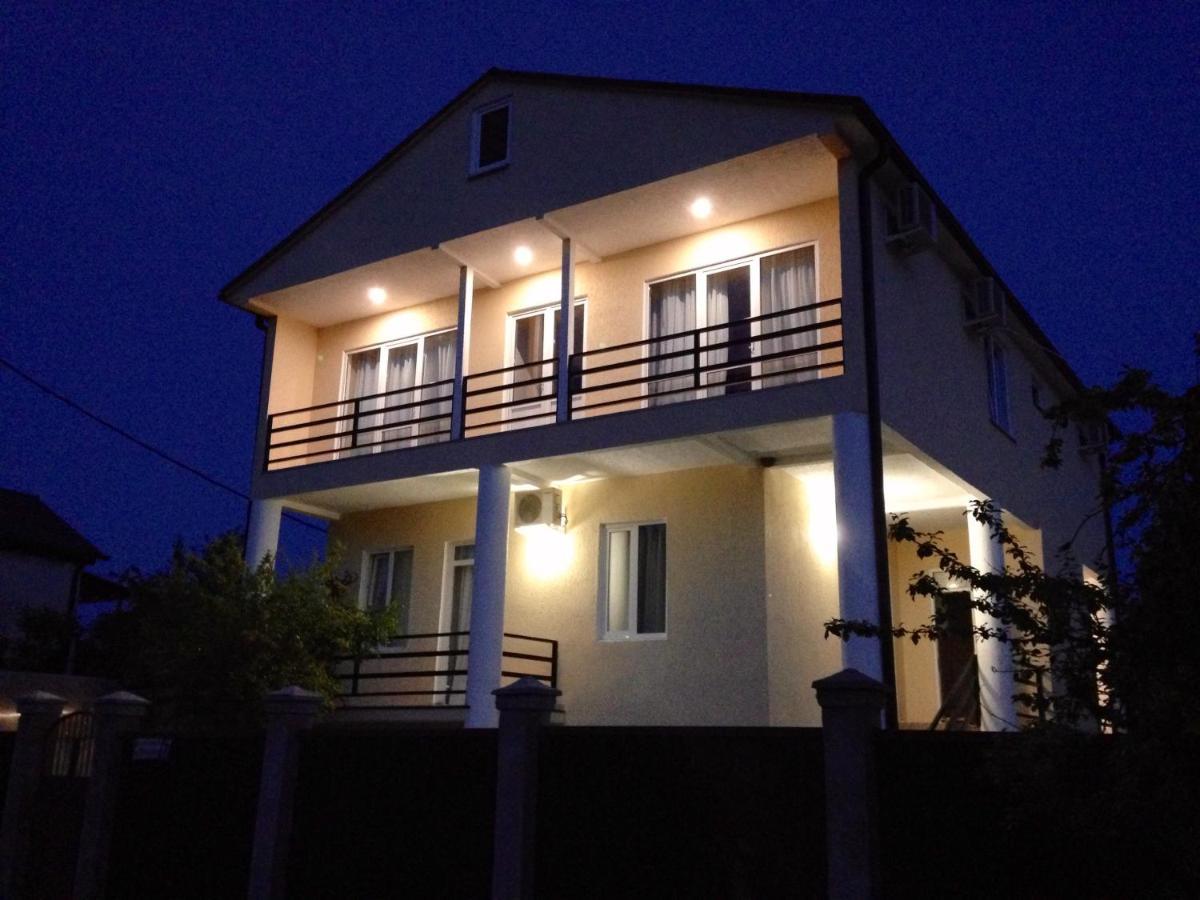 Rozalin Guest House Gudauta Exterior foto